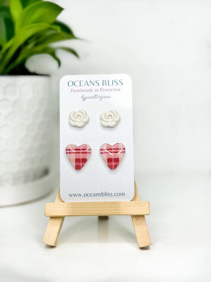 Valentine Plaid Heart & White Rose Stud Set