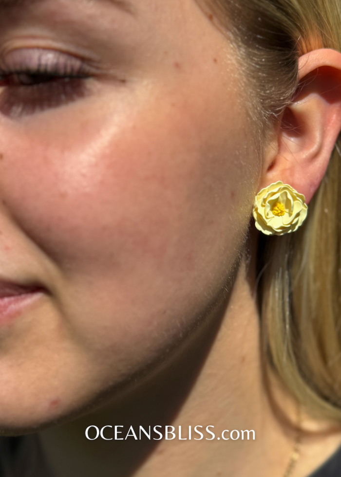Bloom Studs - Butter Yellow - Image 2