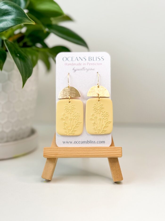 Grasslands Dangles (3 Cottagecore Colours)
